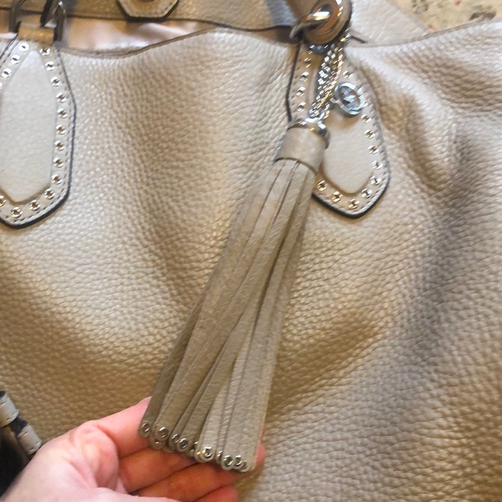 Michael Kors Purse 👛 - Picture 4 of 6